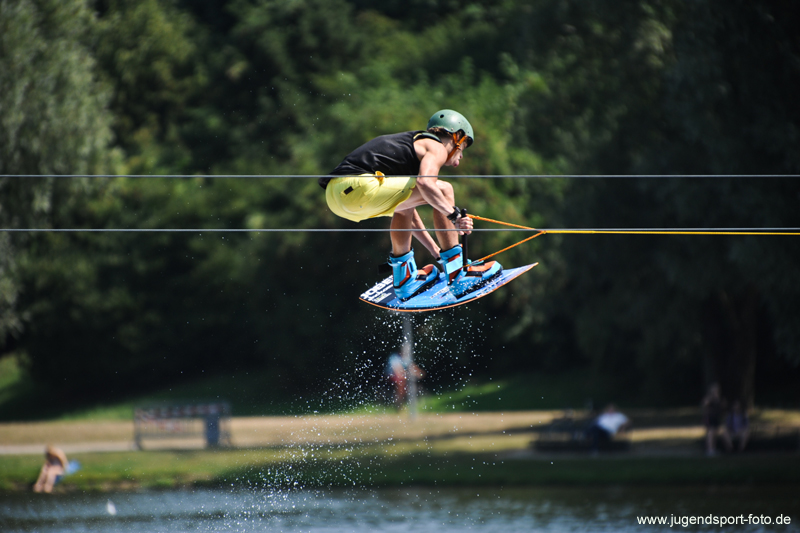 Wakeboard].53