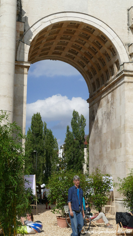 P1880398
